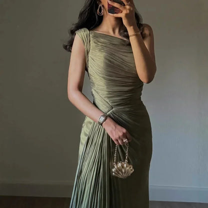 Autumn and Winter Corseted, Pleated Evening Dress with Flowing Ribbons and Sparkling Details for Women in Dubai and Turkey