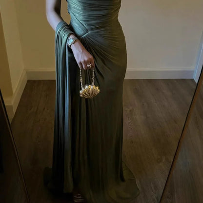 Autumn and Winter Corseted, Pleated Evening Dress with Flowing Ribbons and Sparkling Details for Women in Dubai and Turkey