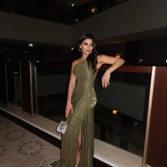 Autumn and Winter Corseted, Pleated Evening Dress with Flowing Ribbons and Sparkling Details for Women in Dubai and Turkey